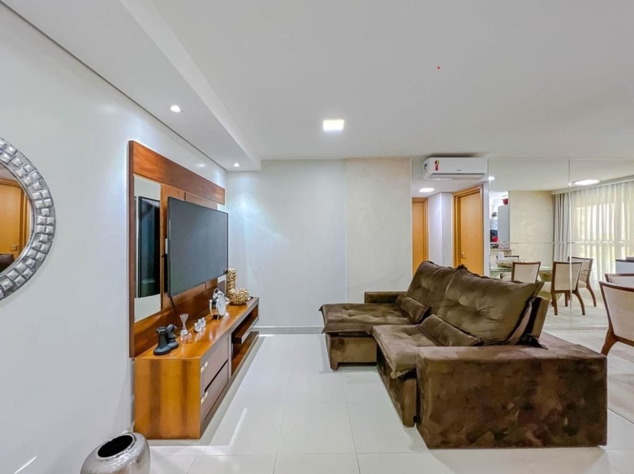 WhatsApp Image 2025-03-09 at 19.33.31 (1).jpeg